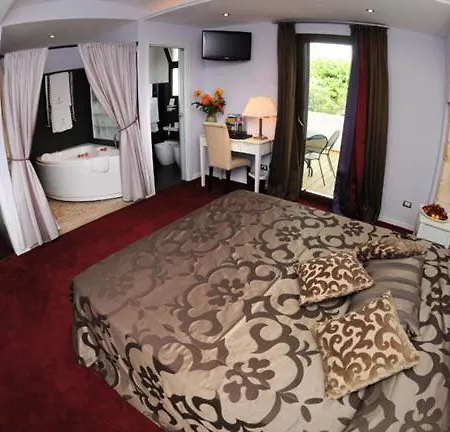 Relais La Fontanina - Wine 3*