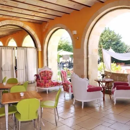 Relais La Fontanina - Wine Hotel Ostuni